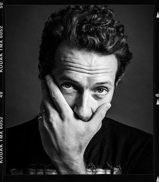 coldplaypolls's tweet photo. Chris Martin by Andy Gotts https://t.co/aWsLLY7iGE