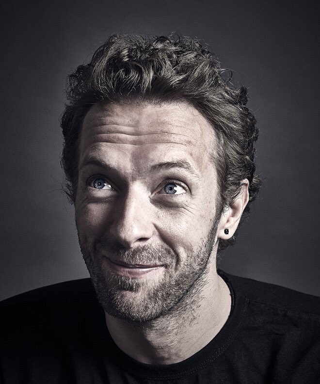 coldplaypolls's tweet photo. Chris Martin by Andy Gotts https://t.co/aWsLLY7iGE