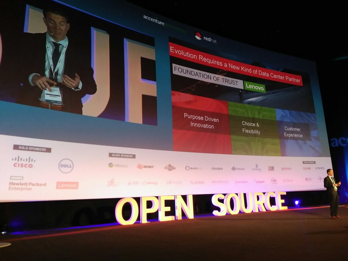 mmmmmmpc's tweet photo. Oscar Jimenez nos habla de #OpenStack con @LenovoES y @RedHatSoftware #enterpriseconference2016 https://t.co/iXCjUTgwbv