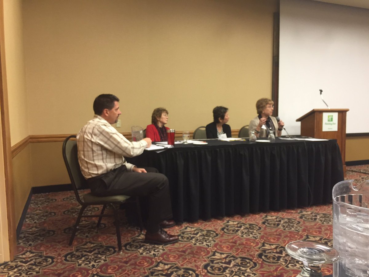 NeHimss's tweet photo. #NEhimssSpring16 panel on #CareManagement in pop health. With Karen Martin Lianne Stevens and @Cynthia93766656 https://t.co/Oy8U9Zfohp