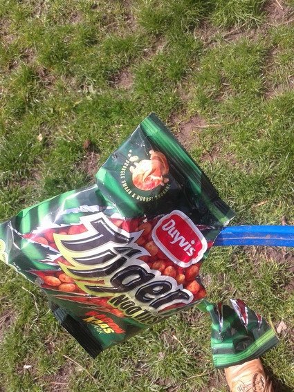 LiveGreenmagazi's tweet photo. @DuyvisNL het is pas feest, als ik voor een #zwerfie ben langs geweest! Geraapt tijdens wandeling met hond, #100NU https://t.co/5B1v7mpUlr