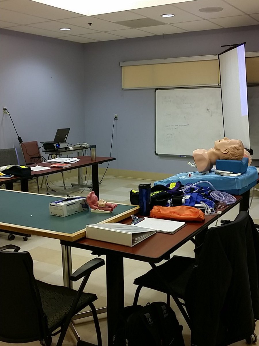 TBayEDguy's tweet image. medic teaching ... pimp pop quiz during chat about giving adenosine ... what conditions do you give a reduced dose?