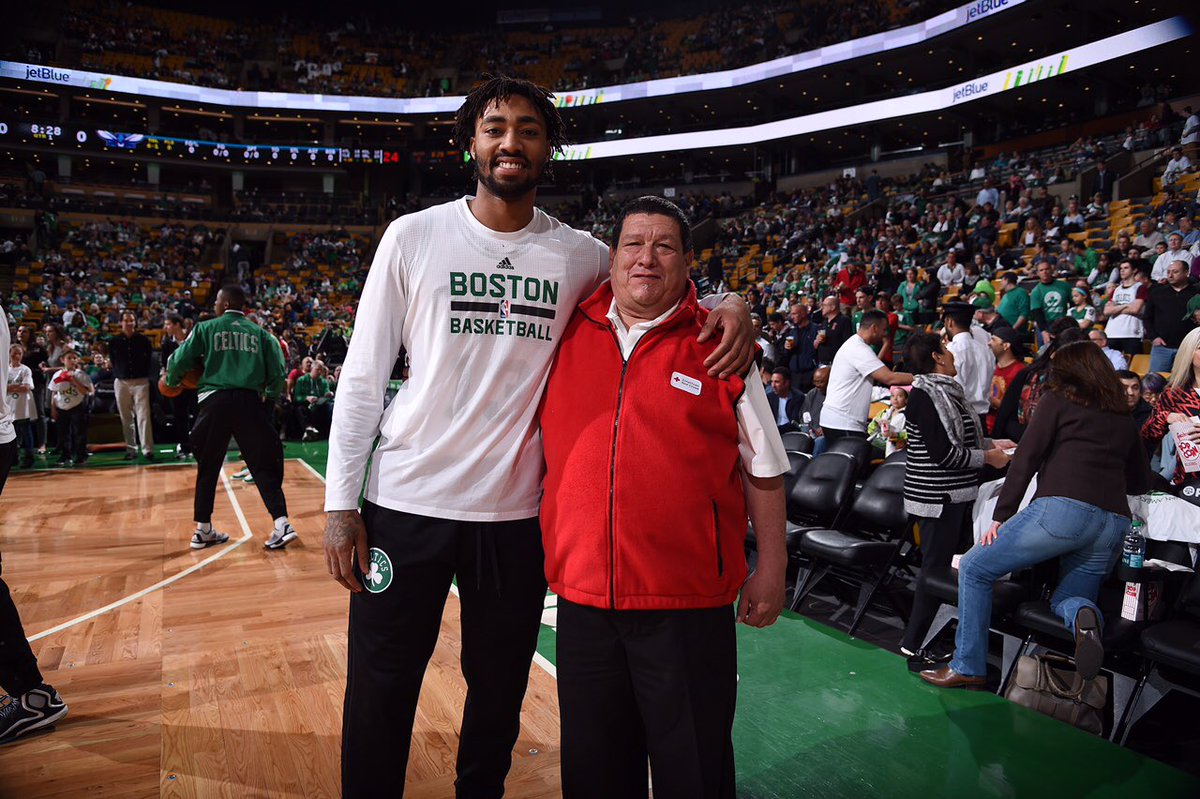 realjamesyoung's tweet photo. Marco, you are a true #HeroAmongstUs. Thanks for all that you've done at the @RedCross and in my hometown #Flint. https://t.co/lOGtzfMNki