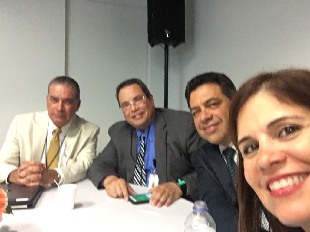 mcruzcorrea's tweet photo. El Centro Comprensivo de Cancer UPR apoya al PRCCI #Prcci #uprccc https://t.co/SBvBHbOvSW