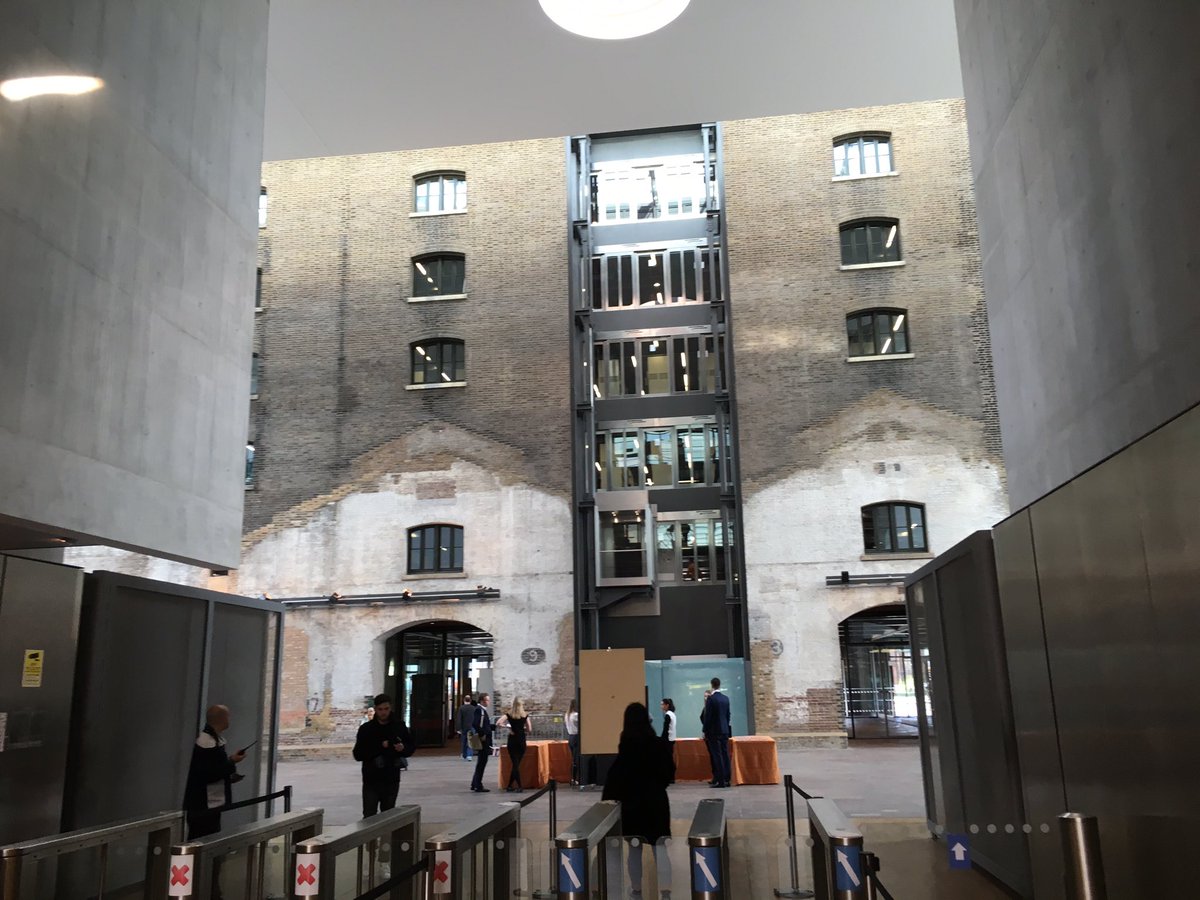 IrishStartUpTV's tweet image. Incredible surroundings here in London for the @FinTechLabLDN Grad Day - best of luck to all teams pitching shortly!