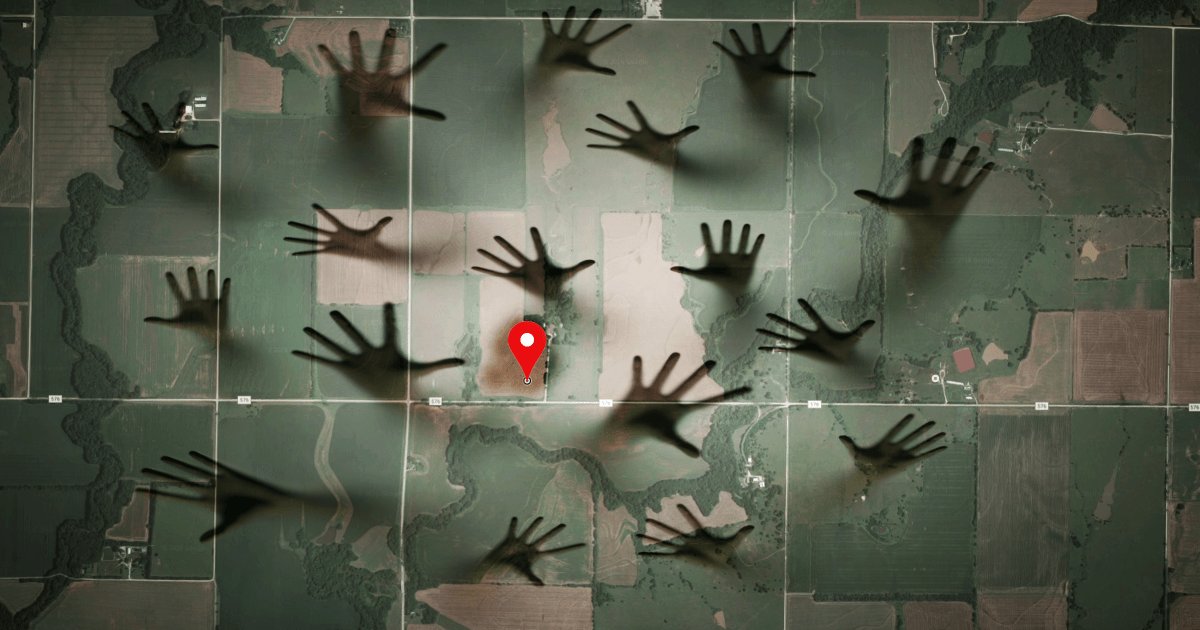GraQuantum's tweet photo. https://t.co/2PyK8HfcAg Haunted by ghosts from the internet, this house is attacked by #IPMapping frequently. https://t.co/EH9xt27iES