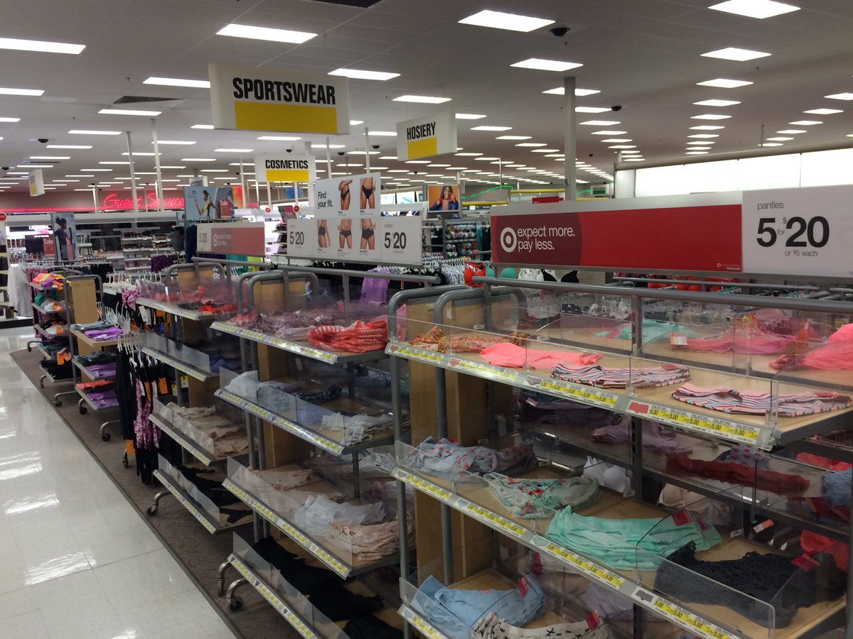 TargetEmily's tweet photo. Making it sleek, in our boutique, at 986! https://t.co/Fl7iJOwwsO