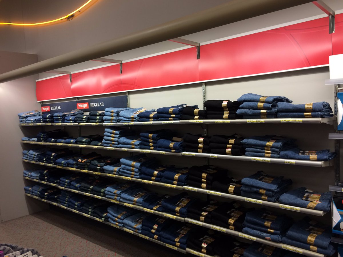 TargetEmily's tweet photo. Ready for sales in men's at 986! https://t.co/kGF4WRub0h