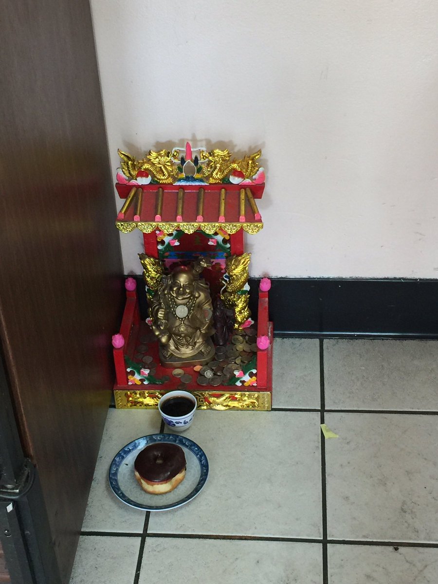 mitrakalita's tweet image. Good morning. This is the meaning of #blessed in Los Angeles.