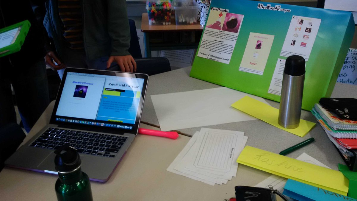 LauraKerpel's tweet photo. Learning from a talented group of students at Charles Gordon #EdAppHack. #Tdsb_msic #TDSBHOC https://t.co/IAc7d8R7hH