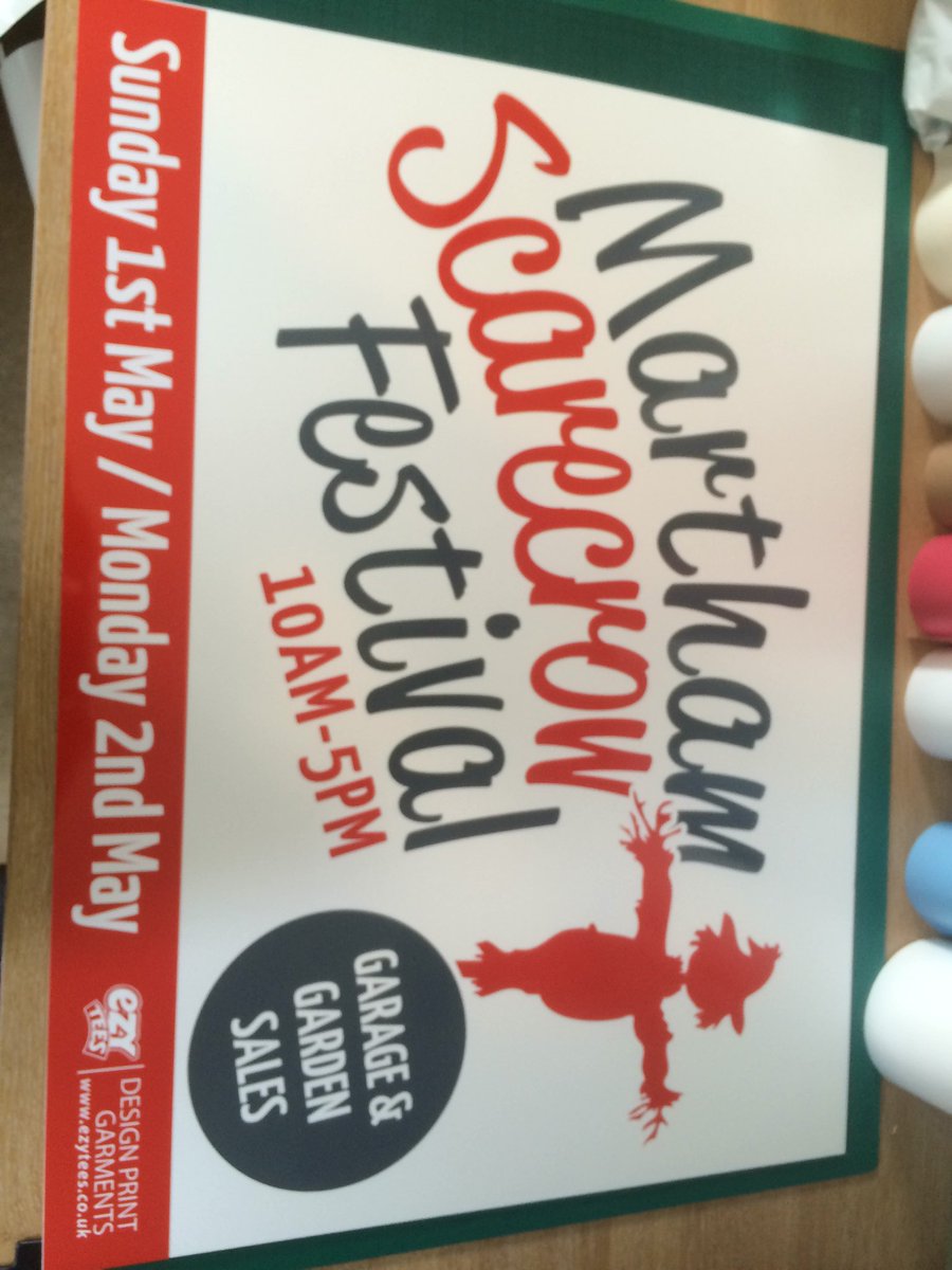 EZYTEES's tweet photo. Martham ScareCrow signs all ready to put around the village. We also design &amp; print #marthamscarecrowfestival https://t.co/4RAeFUMDPT