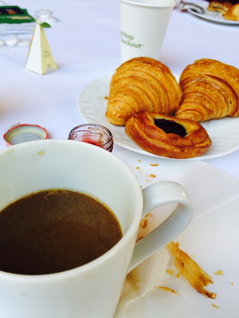 PatriciaPoncy's tweet image. Merci à #OneStepCheckout pour le super breakfast au bord de la piscine !!!!
#Imagine2016