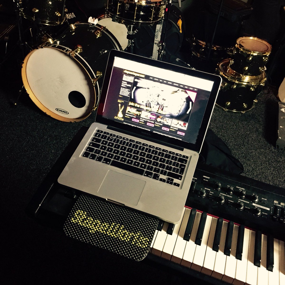 StageWorksGear's tweet photo. Gotta stop the Mac from slipping!!
https://t.co/SH1FCV6vkz
#nonslipmat https://t.co/uYD9Jf5x8G