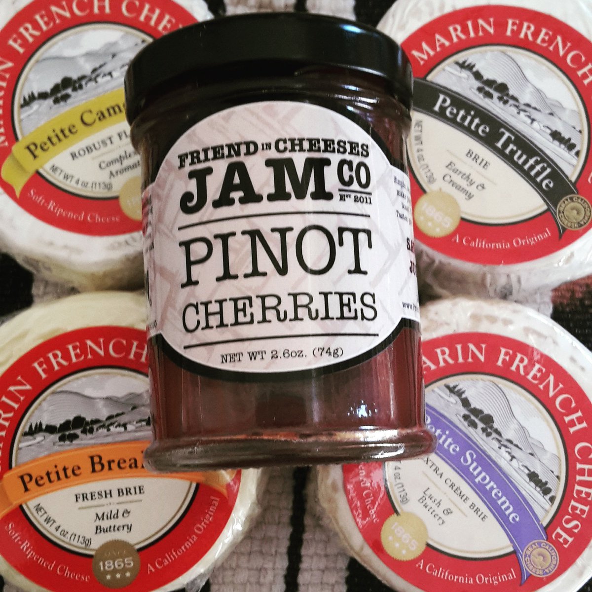 FICjamCo's tweet photo. #pairingoftheday #friendincheesesjamco #marinfrench https://t.co/zpFXpZtakp