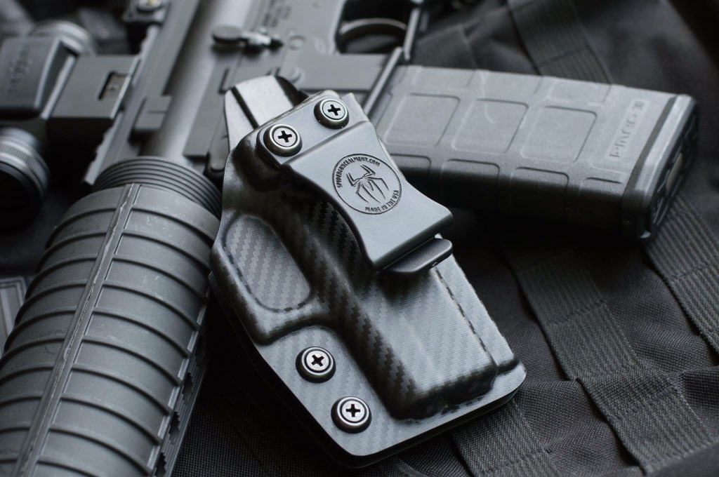Spider_Conceal's tweet photo. Glock 43 Carbon Fiber. https://t.co/xjmf71HBlx #spiderconcealment #notenting #glock #EDC #CCW #concealedcarry https://t.co/1p4d9YrMWu