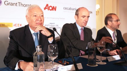 ICEX_'s tweet photo. 40 grandes del IBEX presentan sus planes de negocio a 200 inversores en #SpainInvestorsDay https://t.co/q9oxfYQbA7 https://t.co/t0ZdAgVdgc