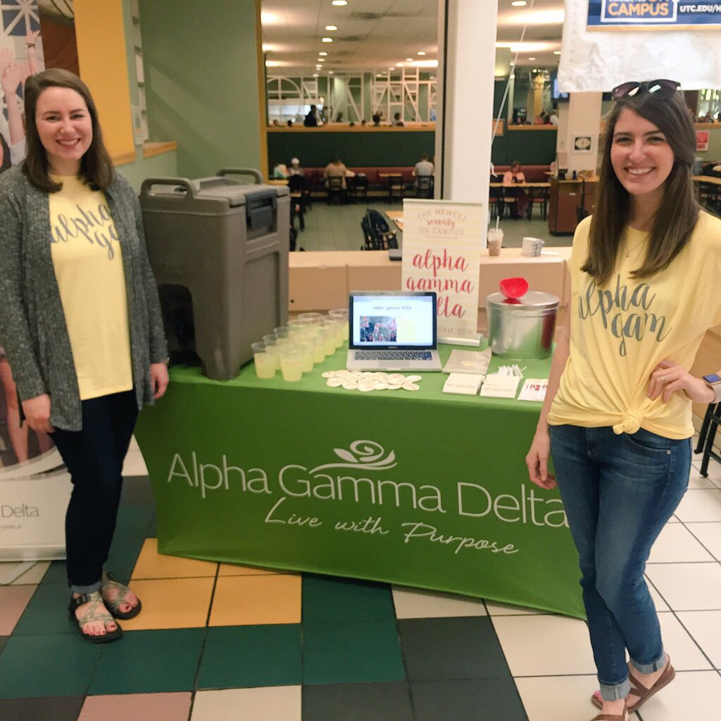 UTCAlphaGam's tweet photo. Hey @UTChattanooga students! Pop on over to see us in the University Center for some gourmet popcorn &amp; lemonade! https://t.co/ydjlEniljE