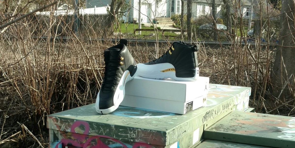 kicks_jersey_'s tweet photo. JORDAN 12 WINGS 🔥👟📷🔥🚁
https://t.co/faIkW5YeTL
#sneakerfinesse #jordan12wings #YEEZYBOOST #Jordan #nike #wings12 https://t.co/8QqNathBLB