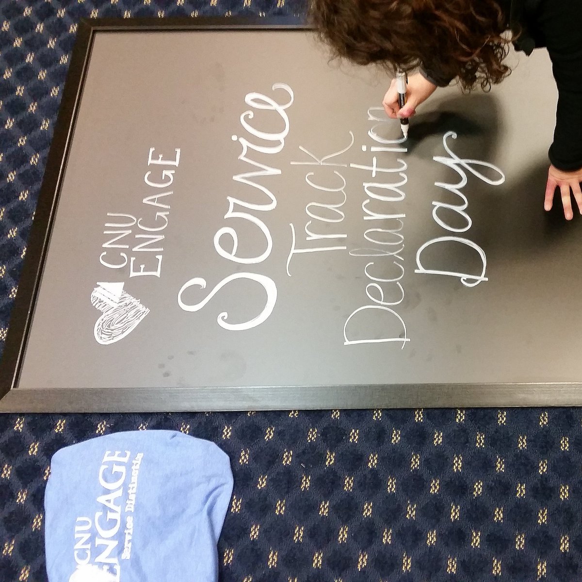 cnuengage's tweet photo. Guess what?? It's Service Track Declaration Day, 11-2 at the Center (DSU 1st fl). CNU Engage swag and treats galore! https://t.co/OgdIAzyVcV