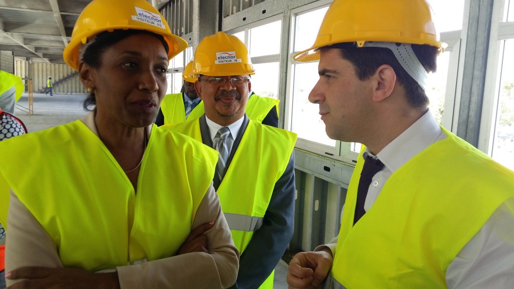 ambafranceht's tweet photo. Visite chantier Hôpital de l'Université d’Etat d’Haïti cofinancé par coopérations française, américaine &amp; Haïti https://t.co/tsaDBu9JUf
