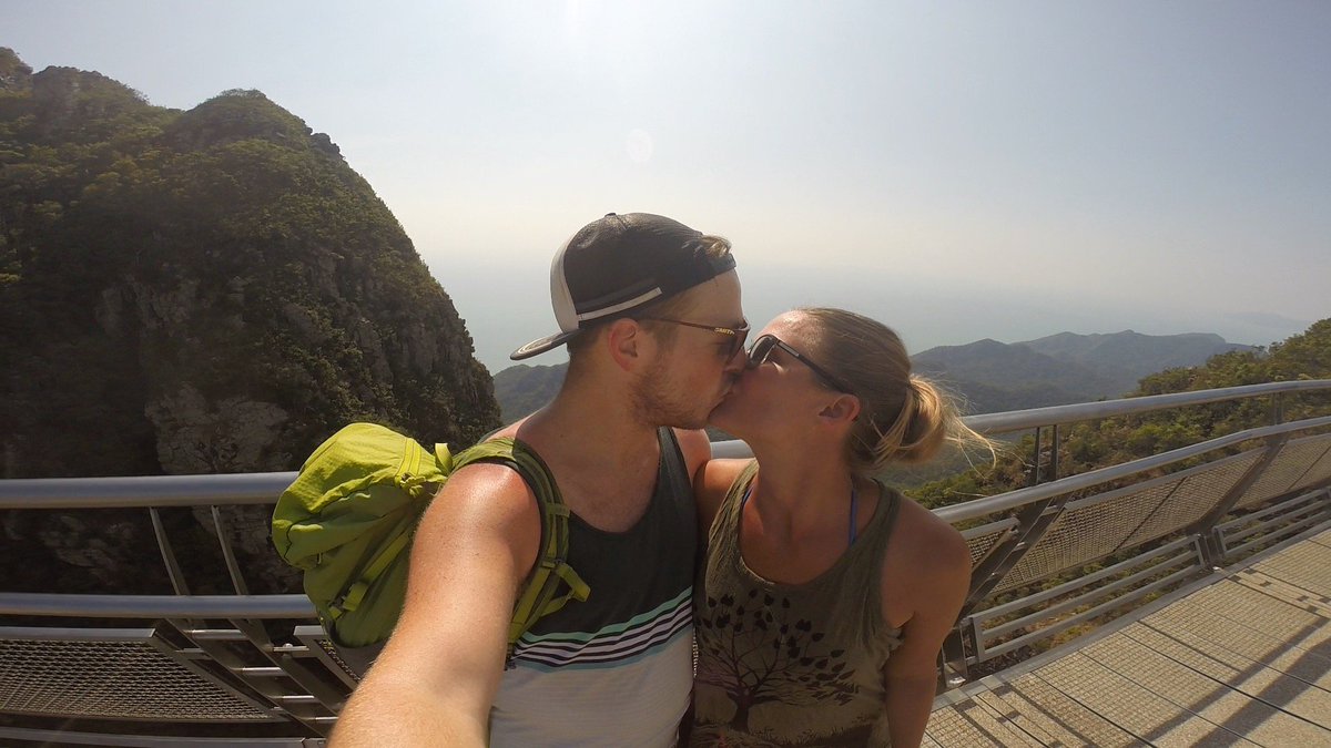 MPowOnTheGo's tweet photo. love traveling with this girl #TopOfLangkawi #Fiancee https://t.co/fV48PHRCTj