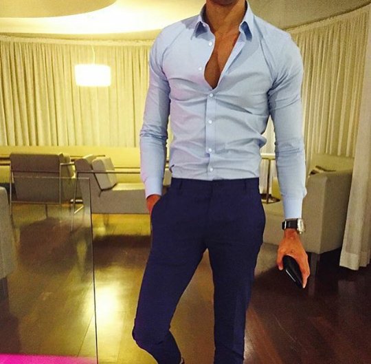 Мажето ми е ова.. Ама сакал да му ја скратам главата пошо не бил убаво искочен.. 
#МаЖНаДенот