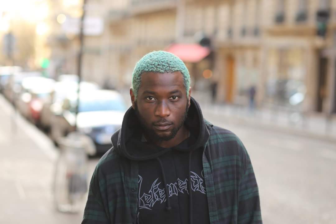 HOPAIP's tweet photo. "I am different and I express it through my physical appearance..." #HumansofParis #HOPAIP #Paris https://t.co/Gu1wveEEjO