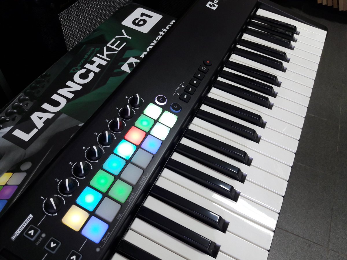 somcapital's tweet photo. Aproveita e dá 1 passada na #SomCapital q recebeu o #LaunchKey61 da @WeAreNovation #teclado #studio #música https://t.co/OSs3hgnF8m