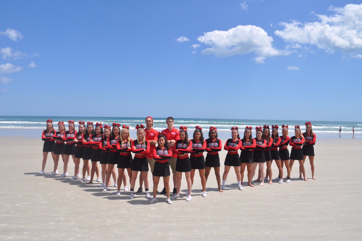 CortlandCheer's tweet photo. @ncaacheerbabes https://t.co/0LZCzI120o