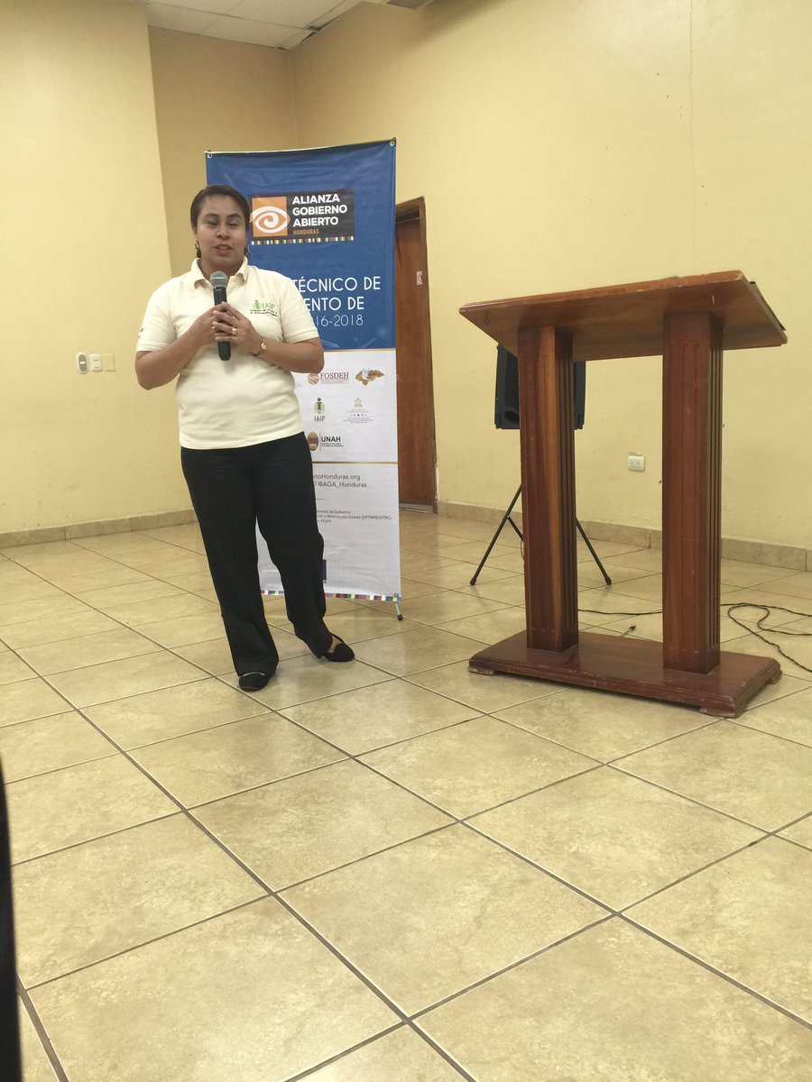 AGA_Honduras's tweet photo. Se desarrolla la Jornada de #ConsultaOficial #Choluteca #IIIPAGAH2016-2018 #GobiernoAbierto https://t.co/8ReksB1k6n