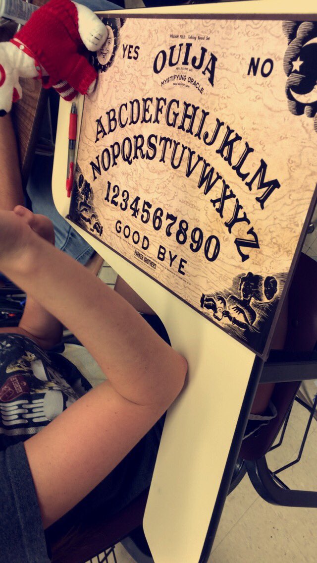 GuerrillaZO's tweet image. Why the hell would you bring this to class #GSUProblems