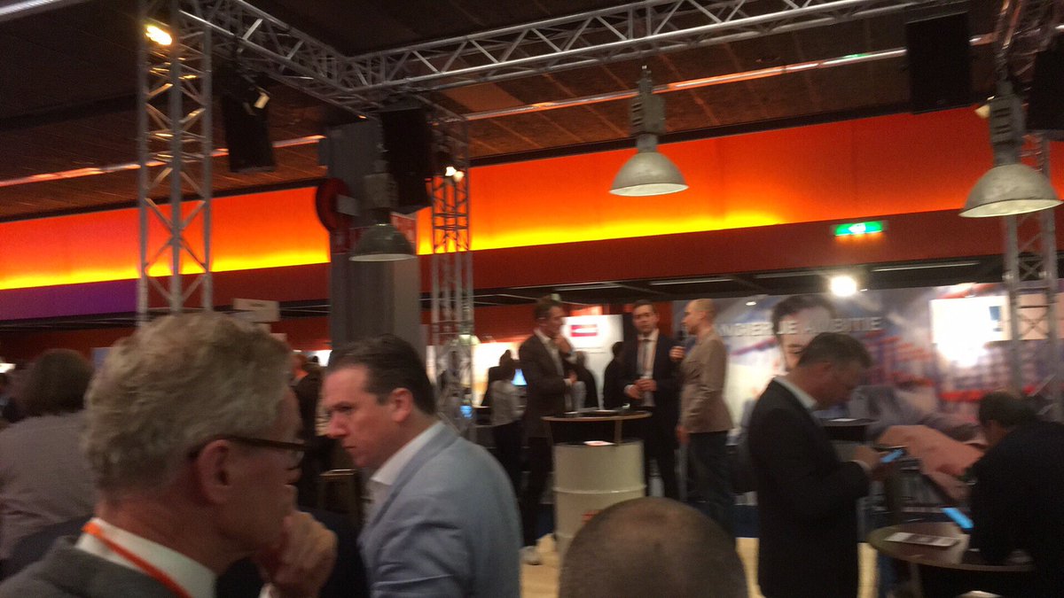 kaldw's tweet photo. Week of the Entrepreneur in Utrecht - super entrepreneurs - excellent networking! https://t.co/scmg2eKduO