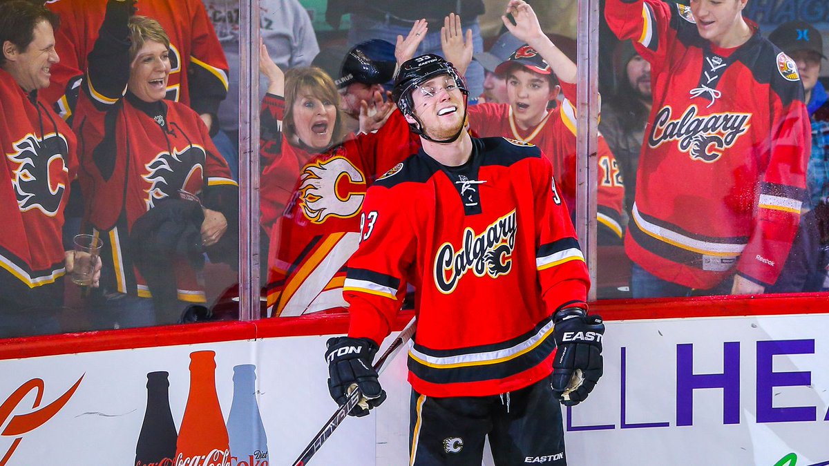 zesty_flames's tweet photo. Fan Favorite Moment 2015-16: #SamBennetts 1st Period #HatTri... https://t.co/t8YI6OE3d7 #Flames #GoFlames #FlamesFan https://t.co/OaxDwp4Jbn