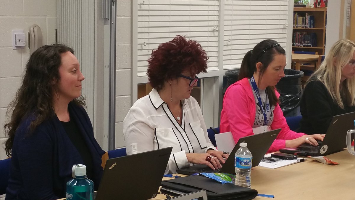 GSCS_CTAE's tweet photo. Awesome morning of unit planning @dlaufenberg Math &amp; SC Ts preparing for next year @LGHS_HCS @frygugino https://t.co/29xyzRss9V