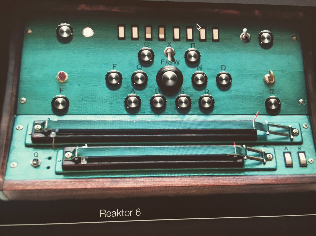 SonnyLanegan's tweet photo. Reproducing the #swarmatron today. This standalone synth is simply amazing. #noise #drone #instrumental https://t.co/RYURSBNoG5