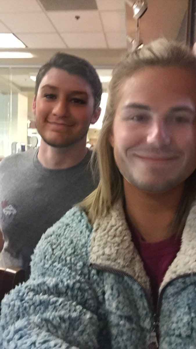 oliviaagrace's tweet photo. #astateaoii #snapasig #faceswap #werepretty https://t.co/daYHtOJ2hp