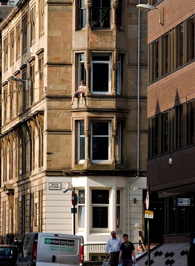 FozzieGames's tweet photo. Sunbathing in Glasgow #maddy #glasgow #sunbaithing #glasgow #scotland #scottish https://t.co/3lAm48LzF6