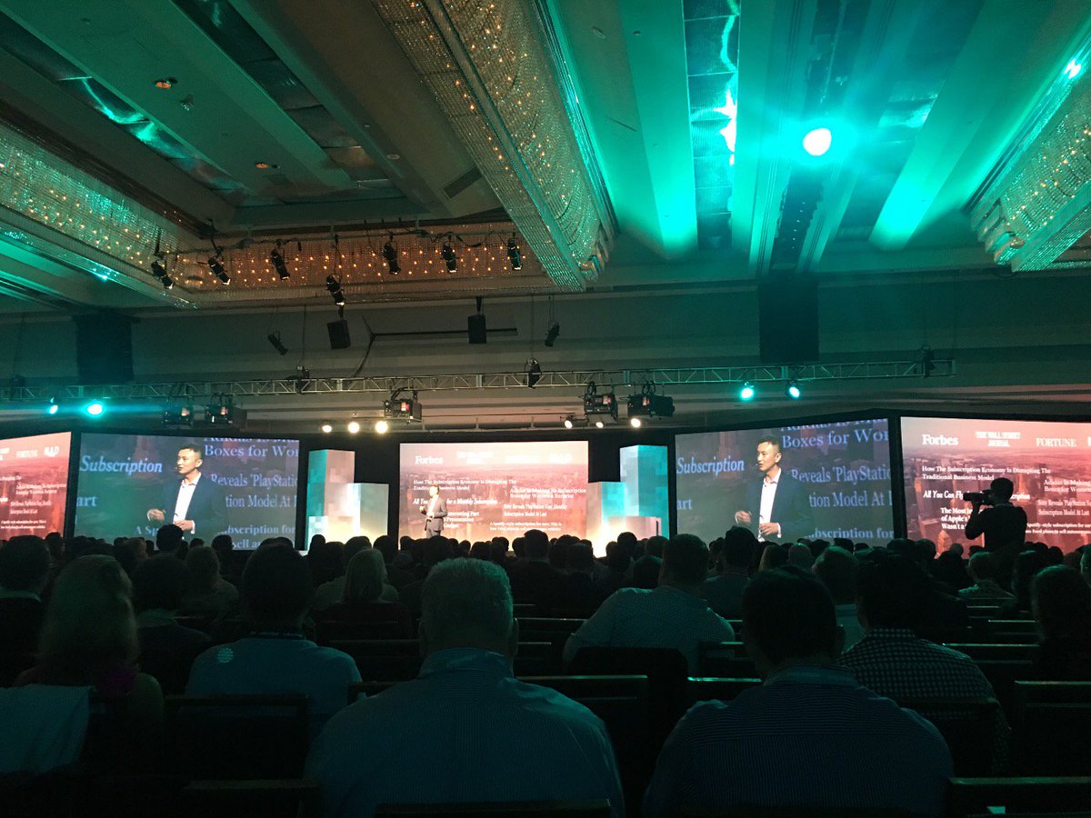 MVaree's tweet photo. #Subscribed16 https://t.co/KkSDT7Wp1M