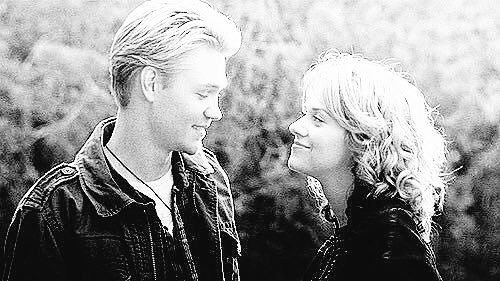 OTHdiary's tweet photo. "I'd rather have one bad day with you than 100 good days with anyone else, because no one could compare to you." https://t.co/izk6NHFFk0
