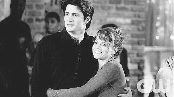 OTHdiary's tweet photo. "I'd rather have one bad day with you than 100 good days with anyone else, because no one could compare to you." https://t.co/izk6NHFFk0