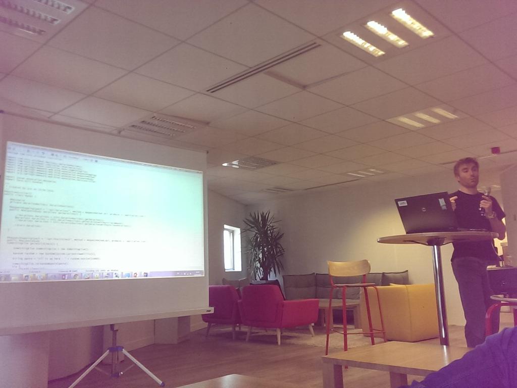 Meeting <a href="/vsct/">Verónica Mars</a> présentation de hystrix !