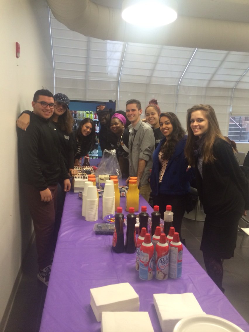 msiemersliv's tweet photo. @nyit @NYITStudentLife purple pancake day ! Come and support Relay for Life!! #nyitdydthat #rallyforrelay https://t.co/1sHvyUz0i4