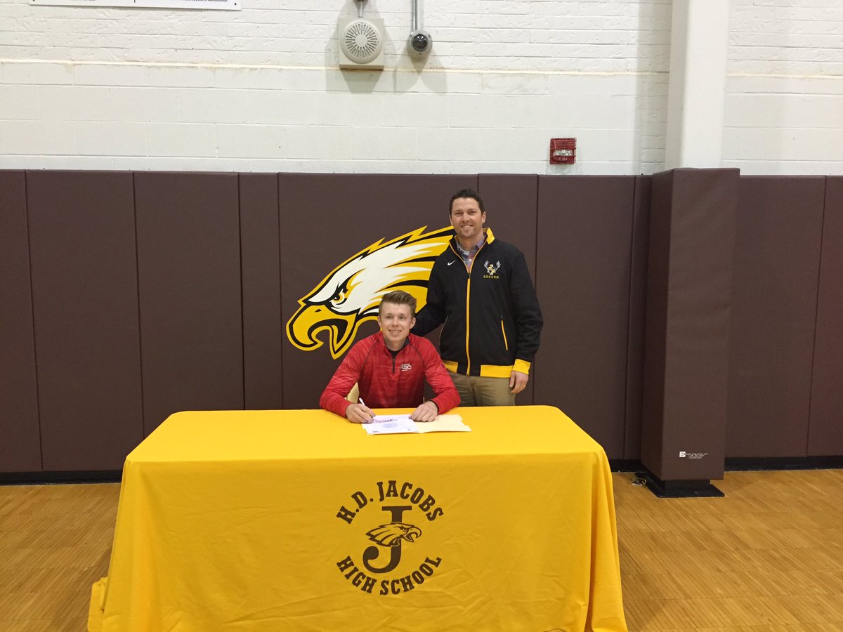 JacobsHighS's tweet photo. Congrats Ean Wilson on signing to play soccer at Central College in Iowa! https://t.co/U2xSgpC5be