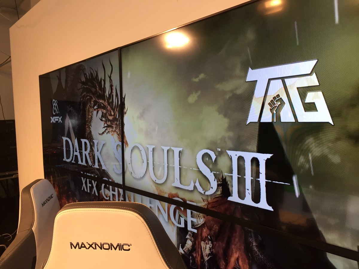 Live at 8 over on twitch.tv/twoangrygamers… giveaways, banter and death!