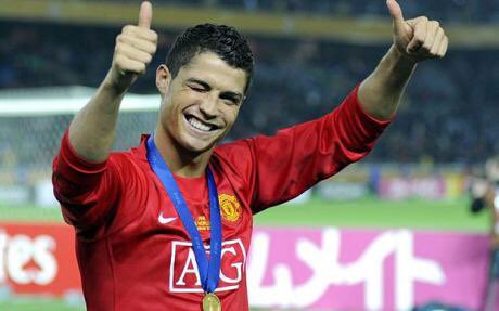 indykaila's tweet photo. People won't agree but 

Ronaldo best player ever to played in English football.. 

RT if you agree https://t.co/RZTltD1MEM