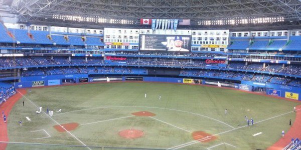 Marketing_Mag's tweet photo. Tips for brands looking to engage in Blue Jays Fever: https://t.co/rMVpWEBEG0 https://t.co/bDuuq63pZV