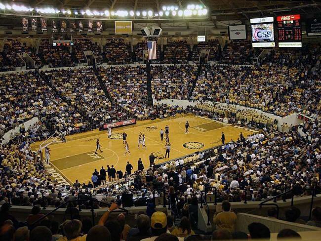 _PSTEW's tweet photo. Received an offer from Coach Pastner to Georgia Tech!!! 🙏☝🏀👌#ACC #YellowJackets #GeorgiaTechBasketball https://t.co/fMMTvb0RWE