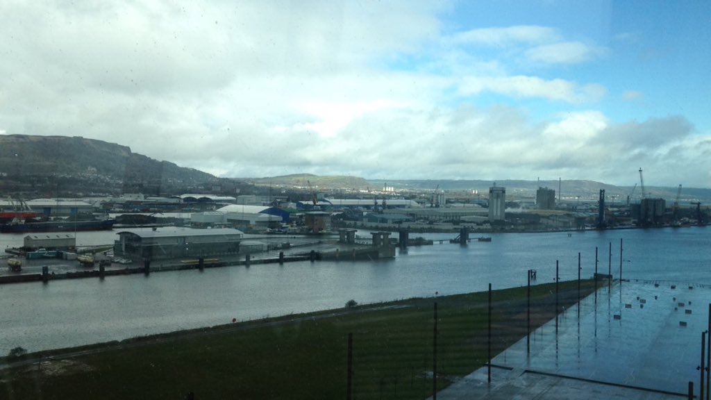 CompactKeys's tweet photo. A few photos from #TheBigCelebration16 at @TitanicQuarter hosted by @YE_NI https://t.co/gCjROJ48FT