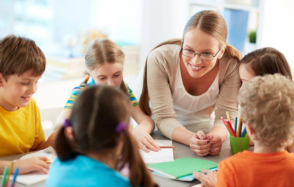 AngelSMNetwork's tweet photo. Do you have a Selective Mutism child that needs help at school. We can help, go to https://t.co/7yrTGOd1bP https://t.co/x7UGmMYOW2