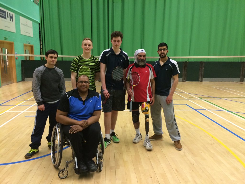 Gobi_r's tweet photo. @BadmintonEnglnd A great night @HertsSV as @HertsToppersBC win the SW Herts Badminton League :) #Delighted https://t.co/xfqdo0szpt